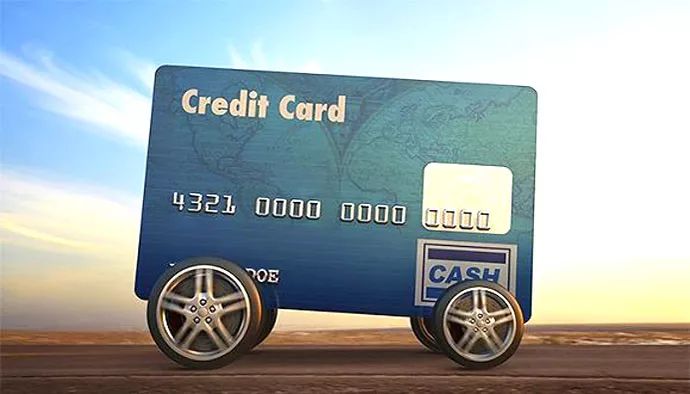 两张信用卡同时逾期算几次？信用卡逾期5万就是诈骗罪吗？