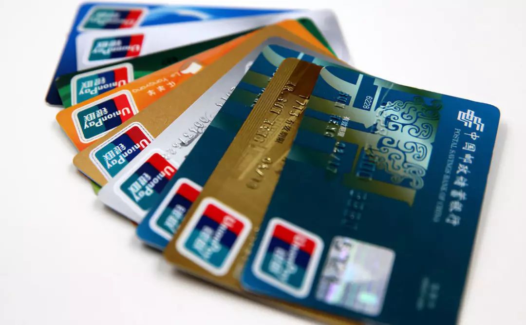 信用卡止付是封卡吗？信用卡止付和逾期哪个严重？
